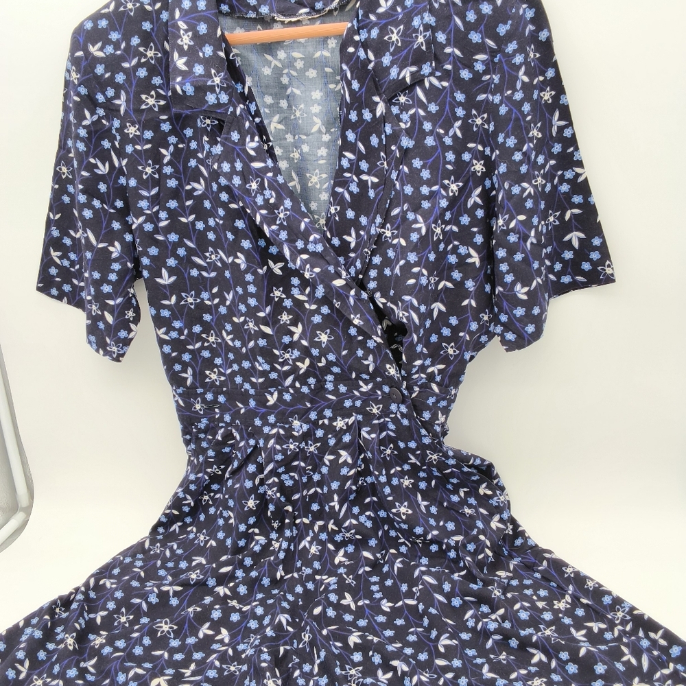 Vintage 1990s Navy Blue Floral Short Sleeve Romper - Picture 7 of 10